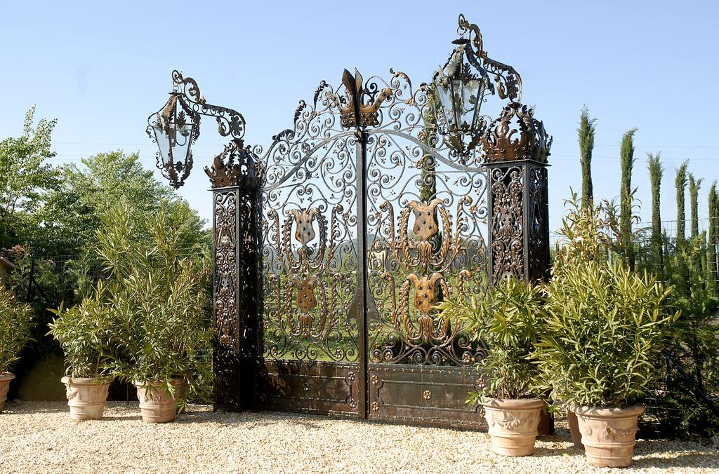 Borgo Santo Pietro Hotel Chiusdino Eksteriør billede