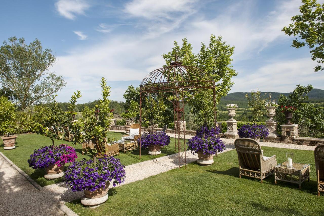Borgo Santo Pietro Hotel Chiusdino Eksteriør billede